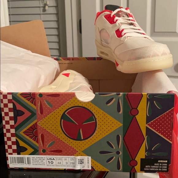 Jordan Retro 5 CNY - Picture 2 of 4